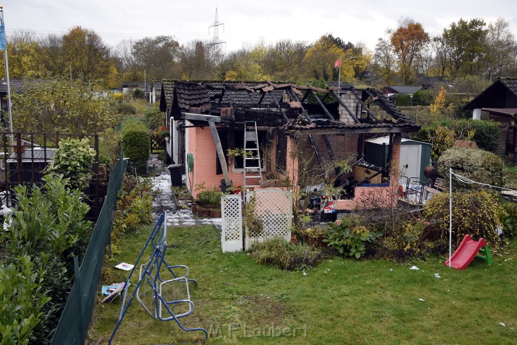 Wieder Laubenbraende Koeln Fuehlingen Kriegerhofstr P042.JPG - Miklos Laubert